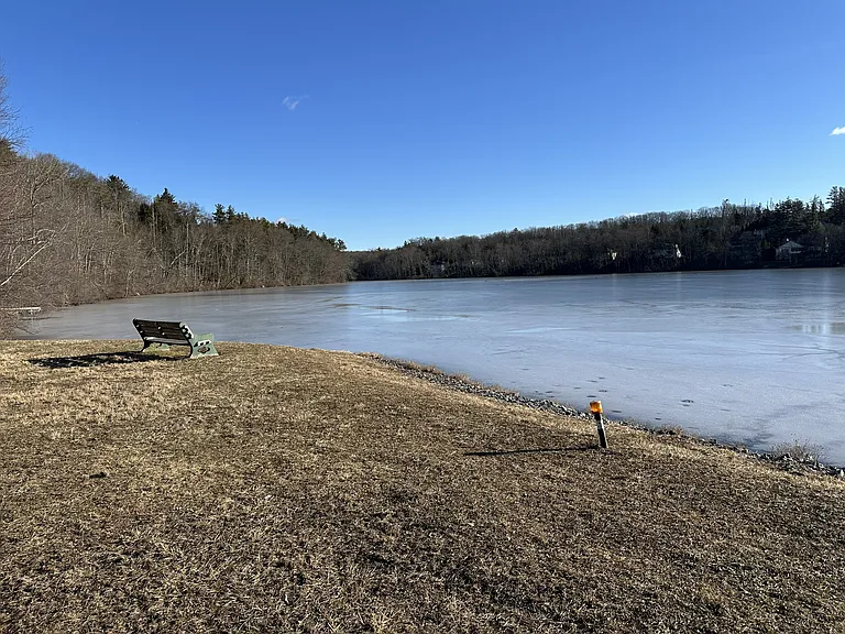 504 Brushy Mountain Rd — Photo 2