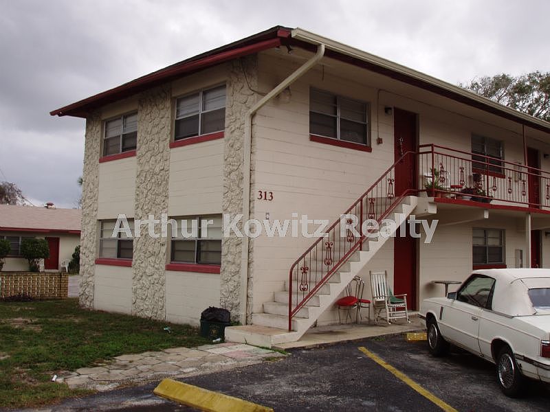 1st image of 313 Country Club Oval APT 2
