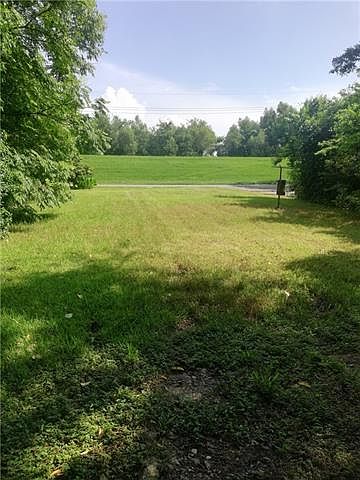 2nd image of 4819 Patterson Dr