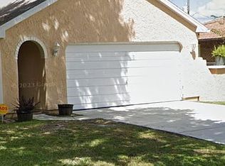 869 Rostock Cir NW, Palm Bay, FL 32907