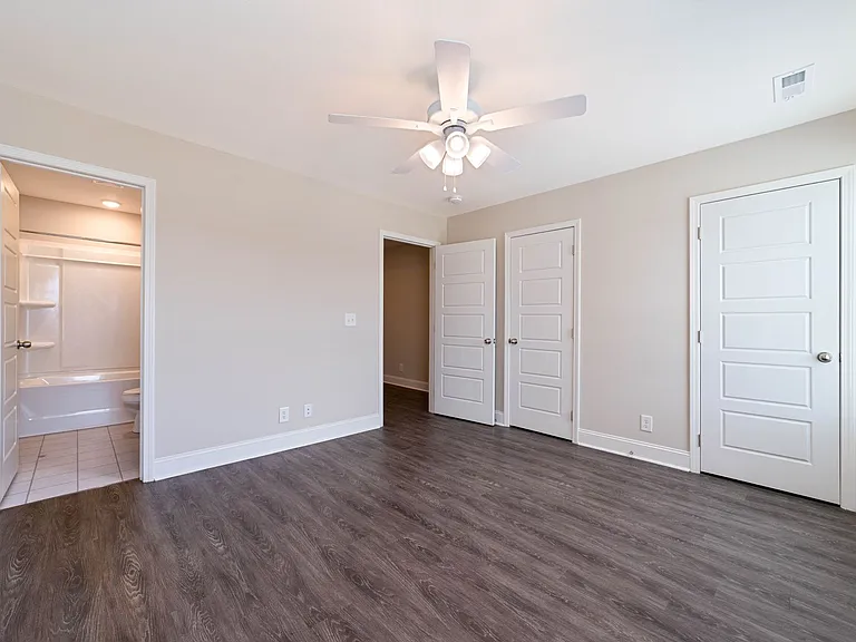 204 Drayton Dr — Photo 11
