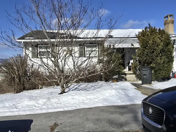 2308-2310 3rd Ave #A-k, Altoona, PA 16602