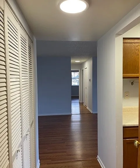 2409 Pond View Dr — Photo 11