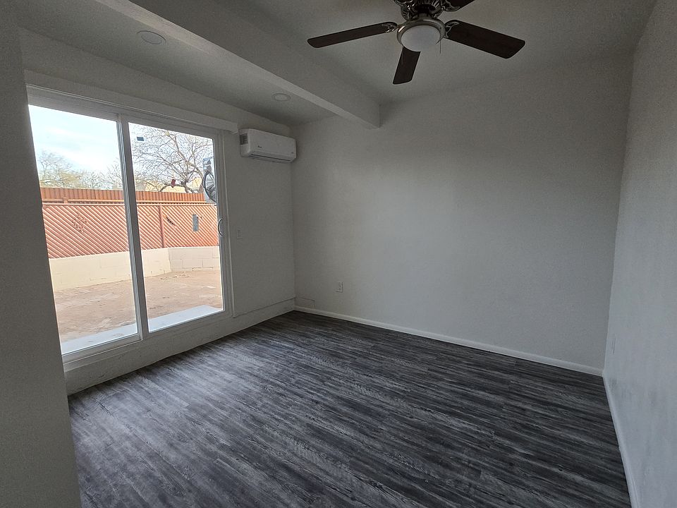 Bedroom with Sliding door to backyard