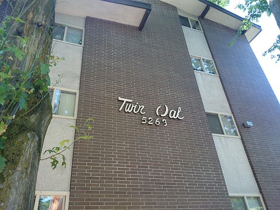 2nd image of 5263 15th Ave NE APT 101