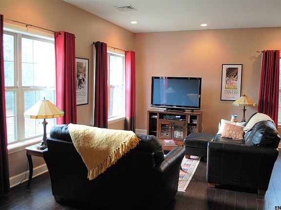 4th image of 12 Lancaster Pl