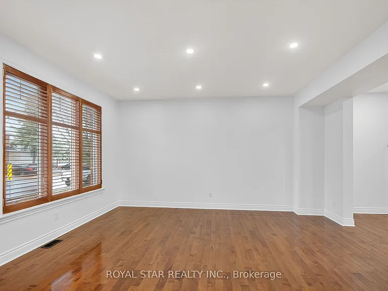 1448 Queensdale Ave — Photo 8