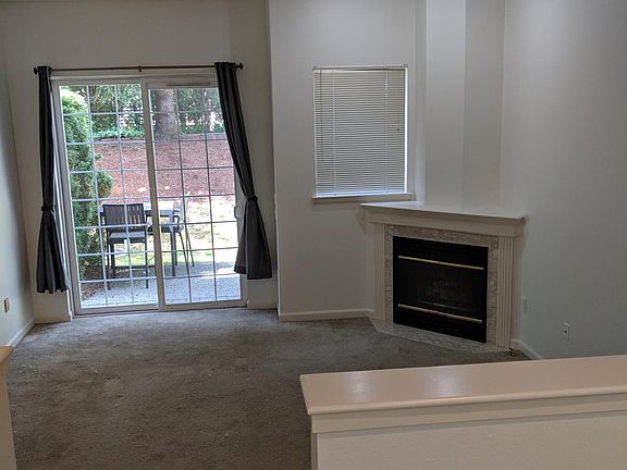 3rd image of 2080 132nd Ave SE APT 806