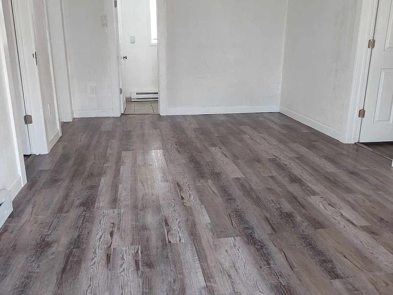 1100 Pine Ave #5 — Photo 11