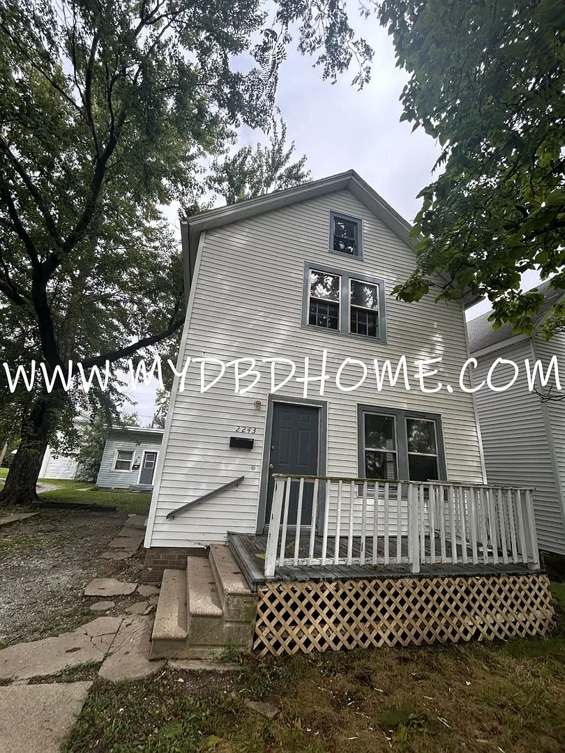 2243 New Haven Ave. — Photo 1