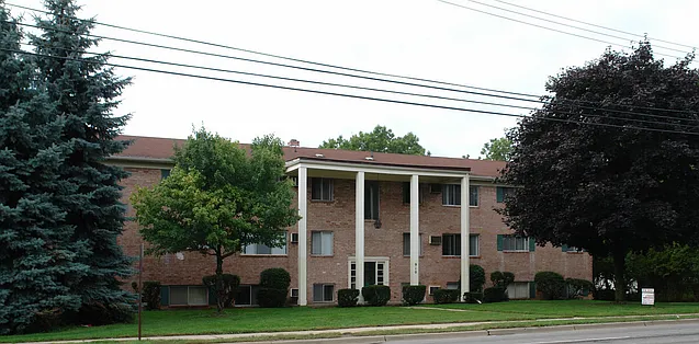 910 E Jolly Rd #7 photo 1