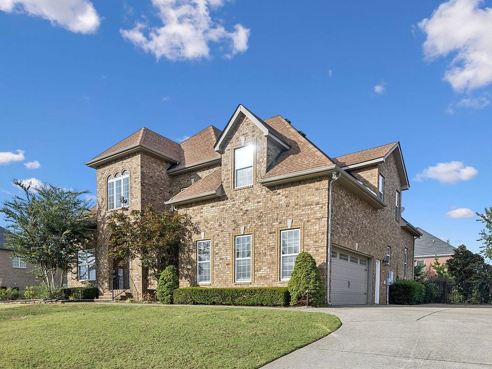 1st image of 509 Garden City Dr