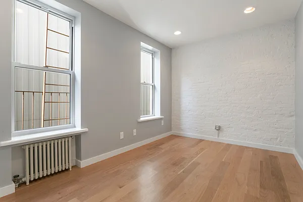 Rented by Corcoran | media 20