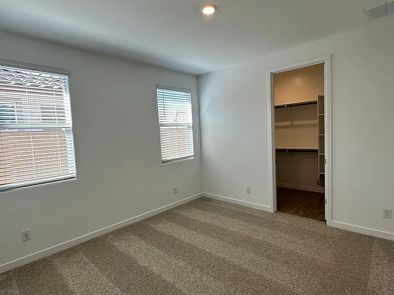 3228 W Morning Vista Ln — Photo 19