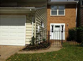 4496 Sir Johns Ln, Virginia Beach, VA 23455