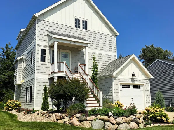 7229 Lakeview Ave, South Haven, MI 49090