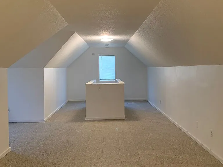 4355 Logan Ave N — Photo 8