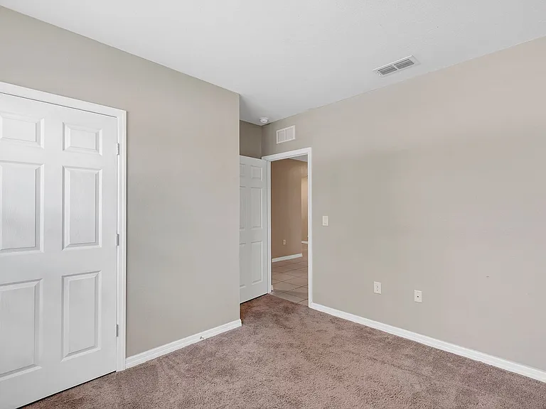 2192 Rose Blvd — Photo 6