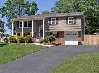 524 Kingsley Ct, Toms River, NJ 08753