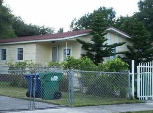 2970 NW 56th St, Miami, FL 33142
