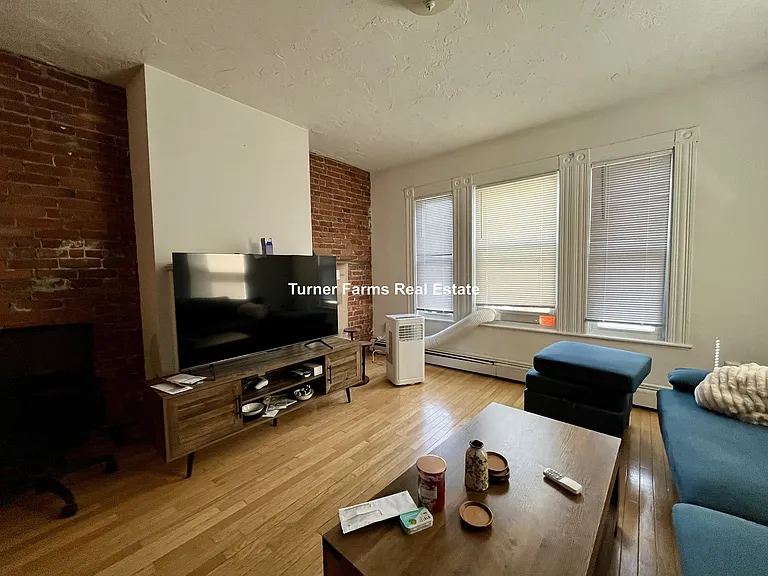 64 Murdock St #2F — Photo 6
