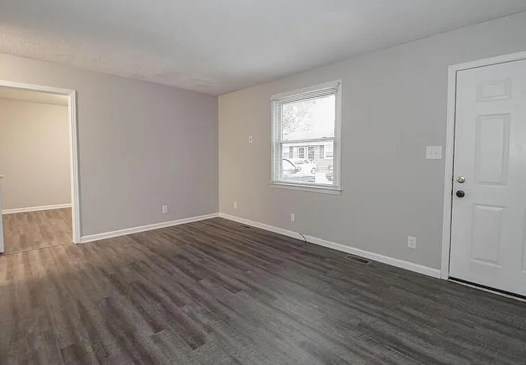805-1 Golfview Pl — Photo 3