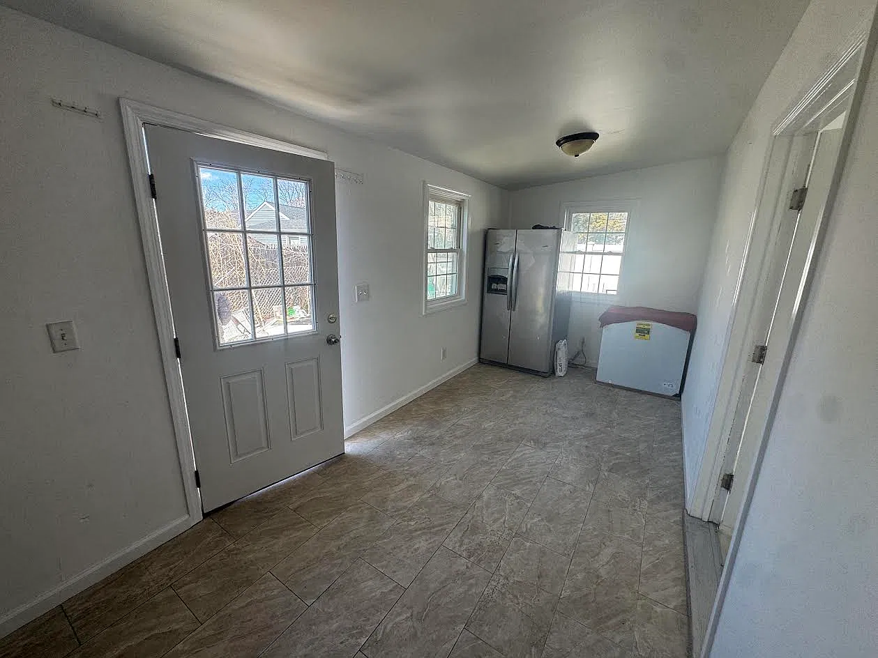 1 bed, 600 sqft, $1,600 — Photo 3