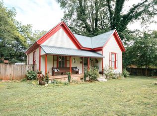 169 Pine St, Commerce, GA 30529