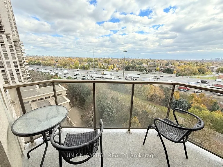 78 Harrison Garden Blvd #1007 — Photo 23