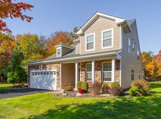 2 Schindler Ct, Somerset, NJ 08873