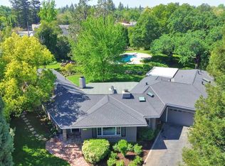 2681 Creekside Ln, Sacramento, CA 95821