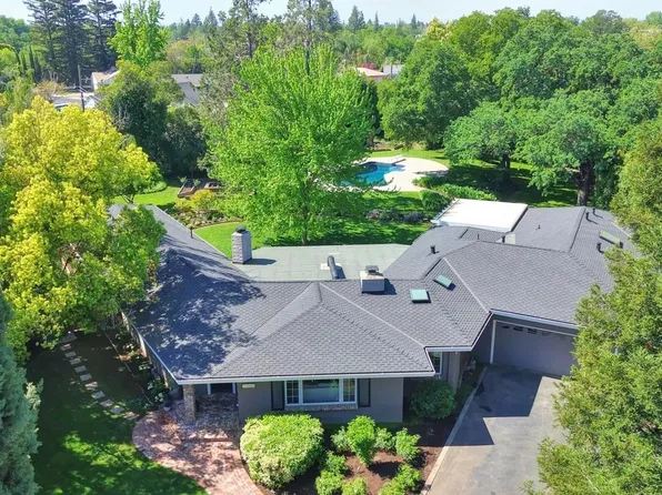 2681 Creekside Ln, Sacramento, CA 95821