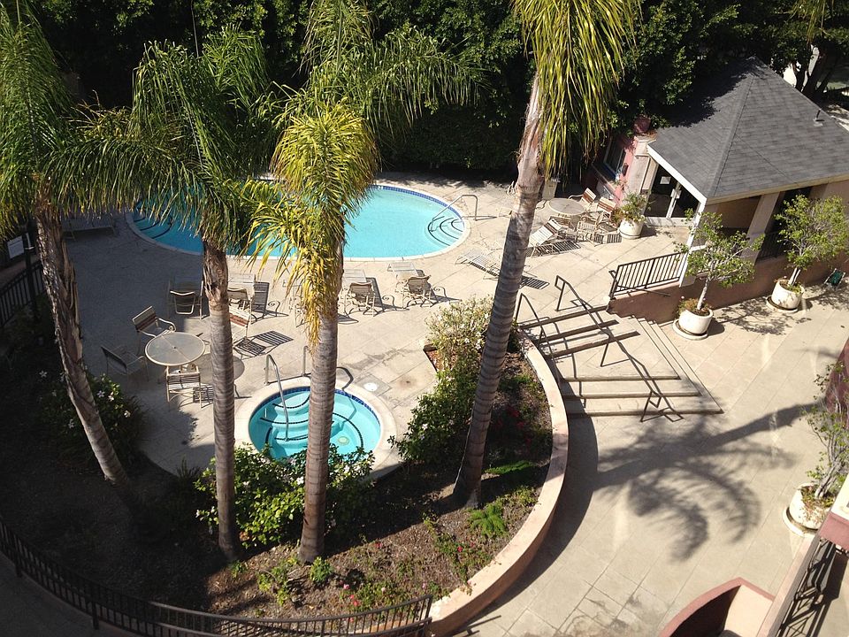 1st image of 1245 McClellan Dr