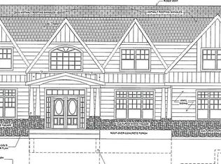 42 Orchard Dr, Woodbury, NY 11797