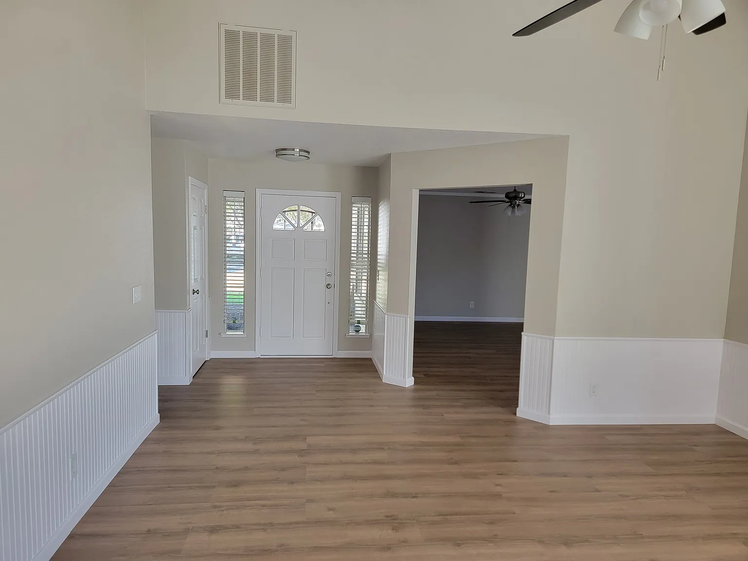 3 bed, 1978 sqft, $2,550 — Photo 4