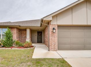 1311 SE 17th St, Newcastle, OK 73065
