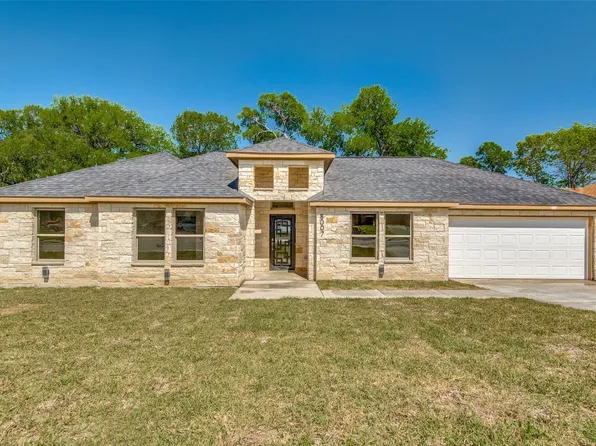 8007 Leigh Ann Dr, Dallas, TX 75232