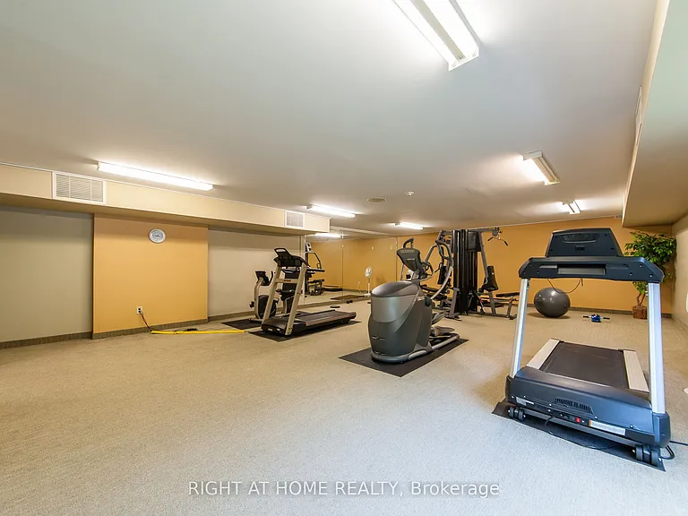 35 Green Valley Dr #1714 — Photo 20