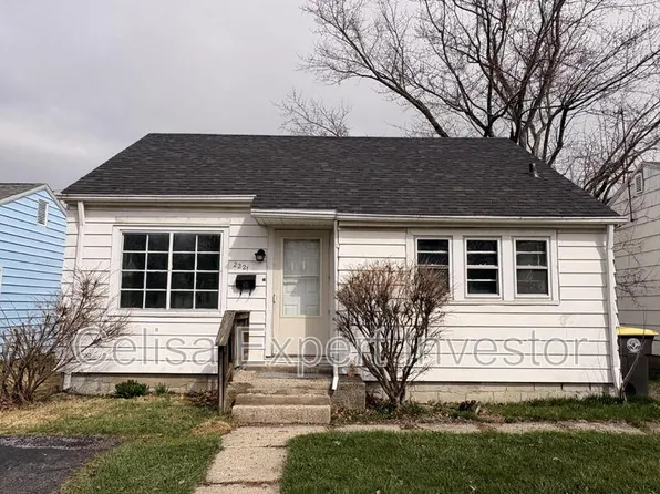 2221 Vance Ave, Fort Wayne, IN 46805