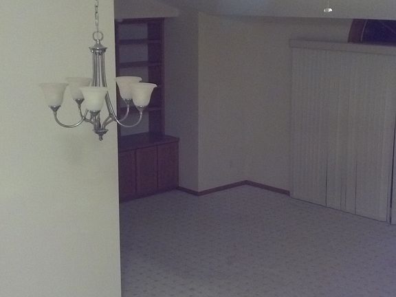 4th image of 1517 Central Ave