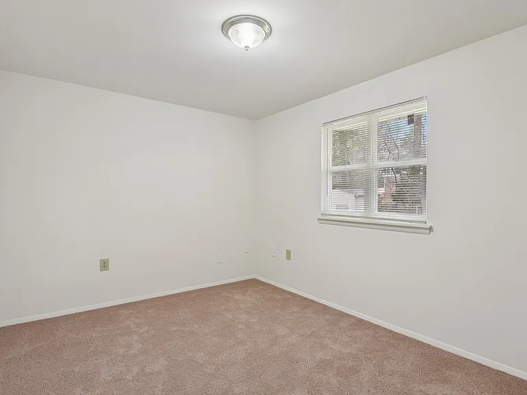 Howard Hills Rental Townhomes and Duplexes — Photo 132
