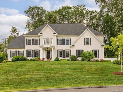 19 Stratford Crossing, Avon, CT, 06001