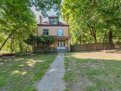 7510 Mount Carmel Rd, Pittsburgh, PA, 15235