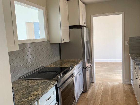 3rd image of 97 Lincoln Dr