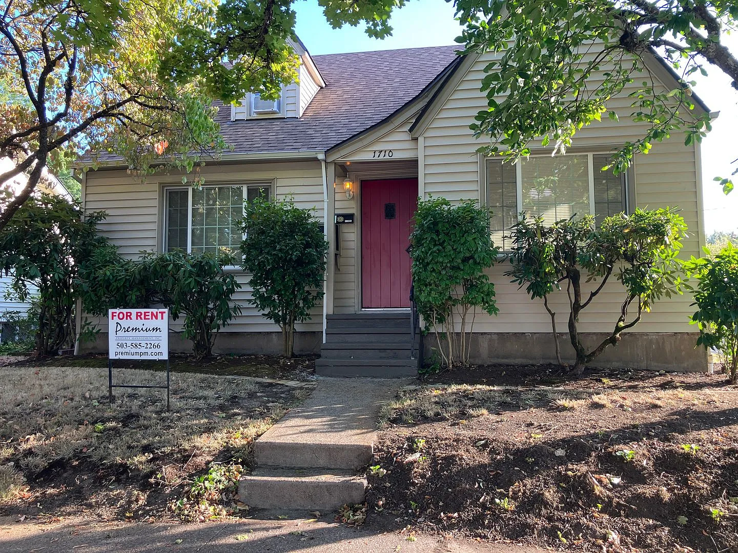 Well Maintained Three Bedroom Home in Northeast Salem — Photo 1