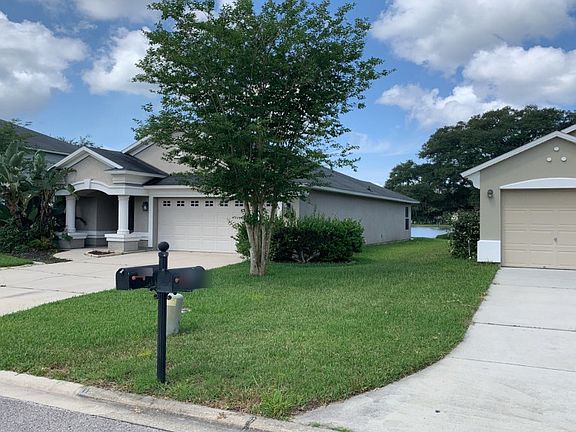 2nd image of 218 Crown Wheel Cir