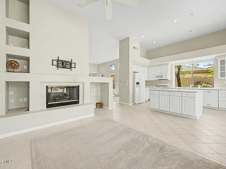 7020 E Whispering Mesquite Trl — Photo 11