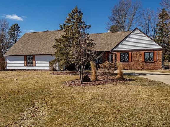 2nd image of 3168 South High Crest Road