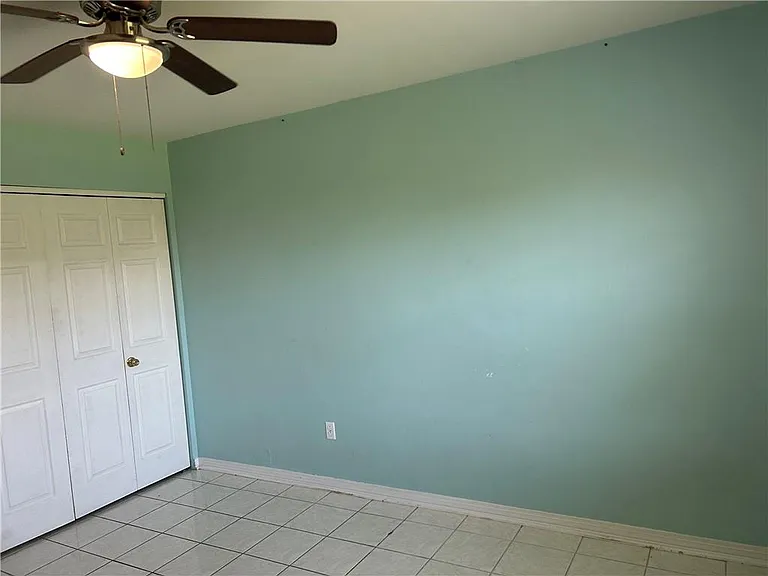 725 Oakwood Dr — Photo 18