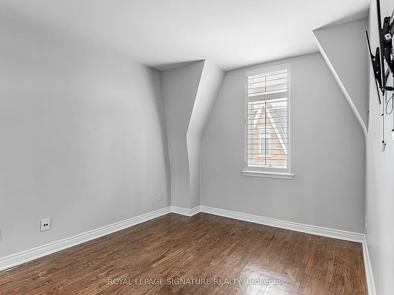 100 Redpath Ave #23 — Photo 18